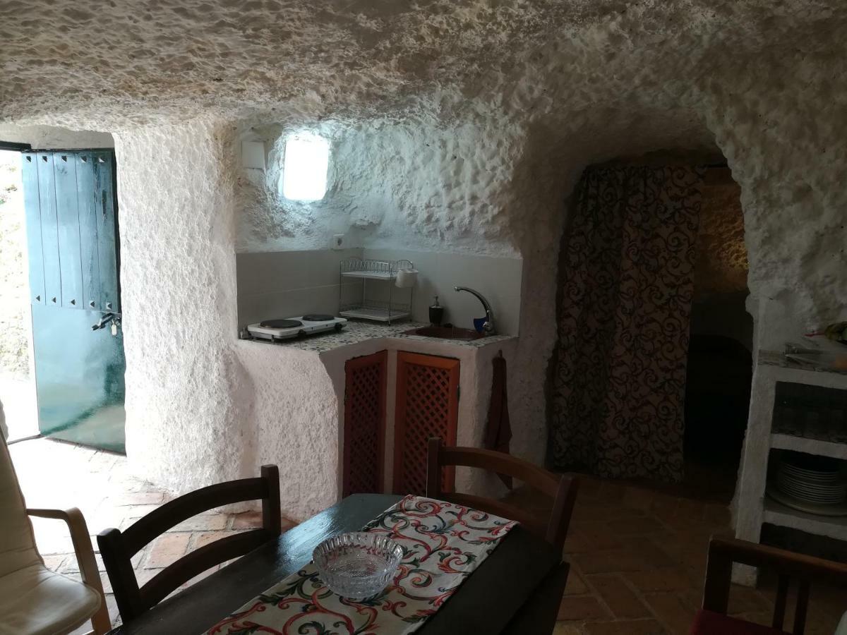 Cueva El Madrono Villa Pegalajar Exteriör bild